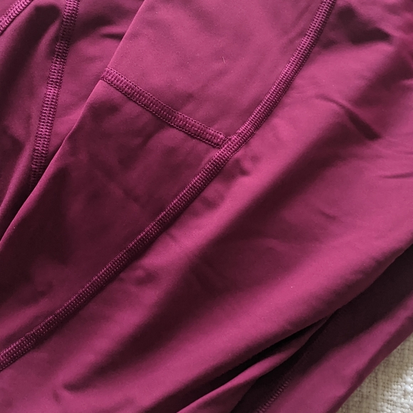 VS Fuchsia Knockout Leggings - Picture 2 of 2